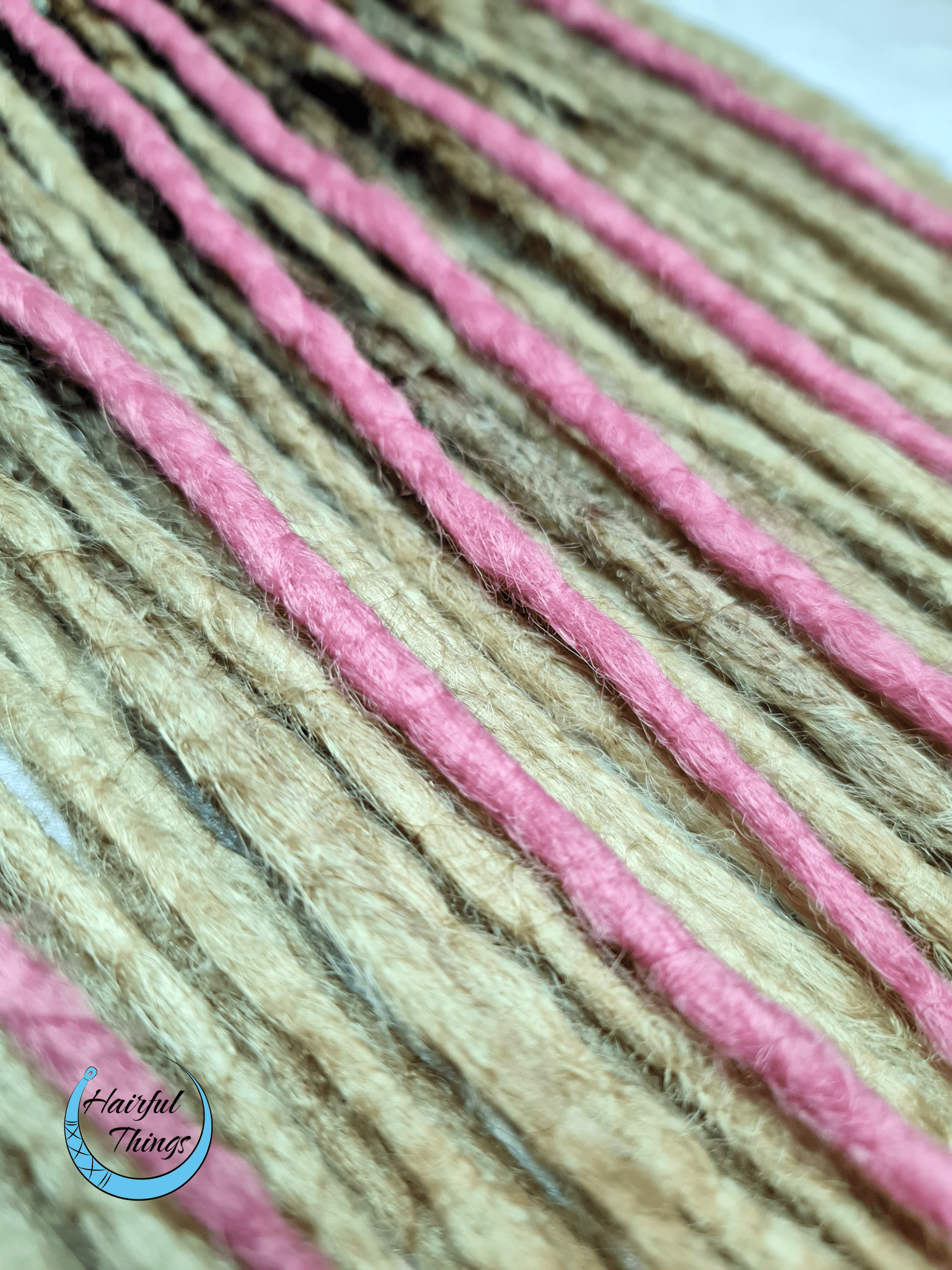 Crochet Dreads Set Ombre brown-to-blonde with Pink 10 / 10